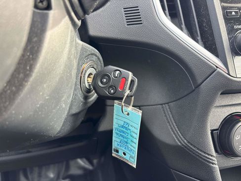 Used 2019 Subaru Crosstrek 2.0i Premium image 23