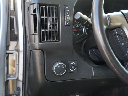 Used 2016 Chevrolet Express 2500 LS RWD image 22