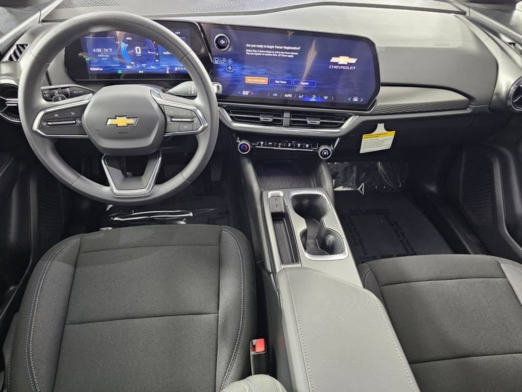 New 2026 Chevrolet Equinox EV LT FWD image 21