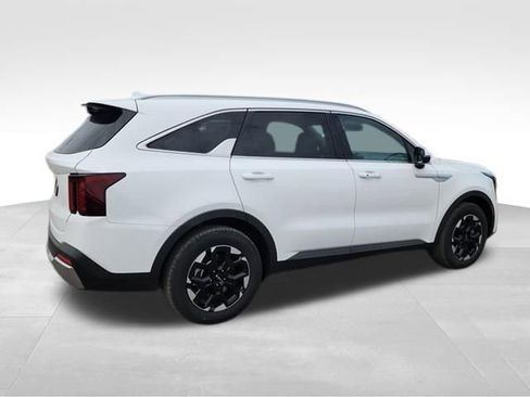 New 2026 Kia Sorento S w/ S Panoramic Sunroof Package image 2