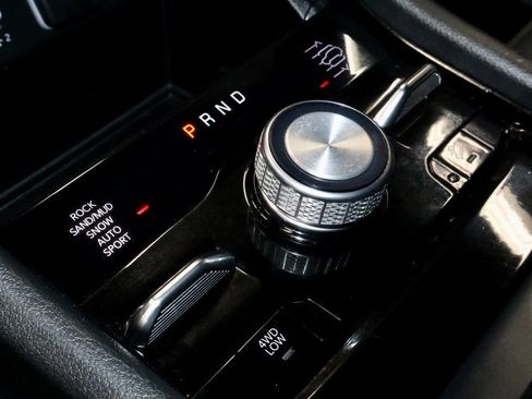 Used 2023 Jeep Grand Cherokee Overland image 33