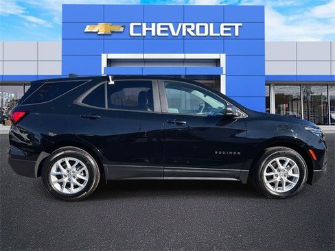 Certified 2024 Chevrolet Equinox LS w/ LS Convenience Package image 5