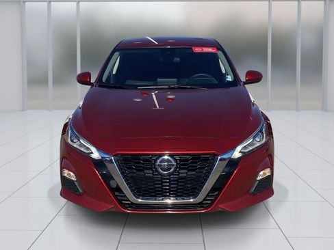 Certified 2022 Nissan Altima 2.5 SV image 9