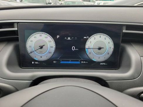 Used 2024 Hyundai Tucson Limited FWD image 23