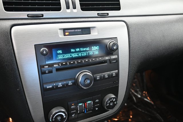 Used 2008 Chevrolet Impala LT w/ Luxury Edition Package FWD image 23