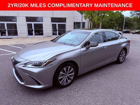 Certified 2021 Lexus ES 300h w/ Premium Package FWD image 3