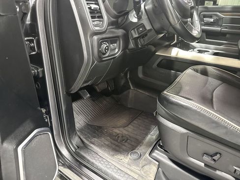 Used 2023 RAM 4500 Laramie AWD/4WD image 10