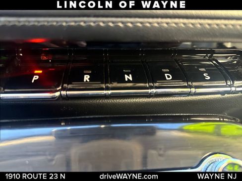Certified 2022 Lincoln Nautilus AWD w/ Premium Package image 21