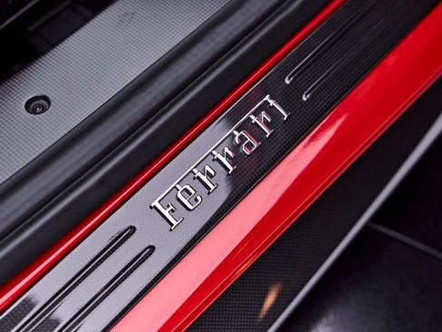 Used 2020 Ferrari 488 Pista Coupe RWD image 55