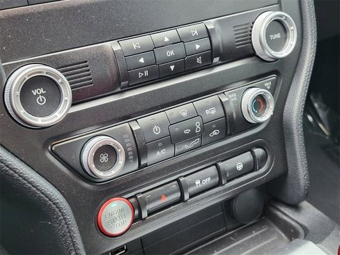 Used 2019 Ford Mustang GT image 19