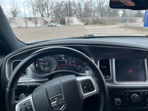 Used 2014 Dodge Charger SXT Plus image 7