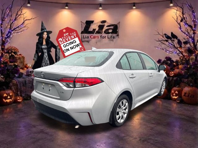 Used 2025 Toyota Corolla LE FWD image 3