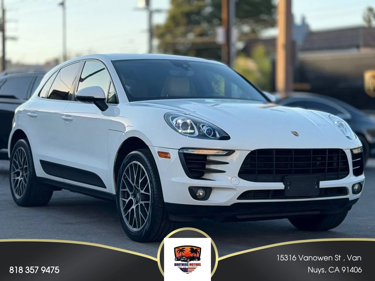 Used 2017 Porsche Macan AWD/4WD image 1
