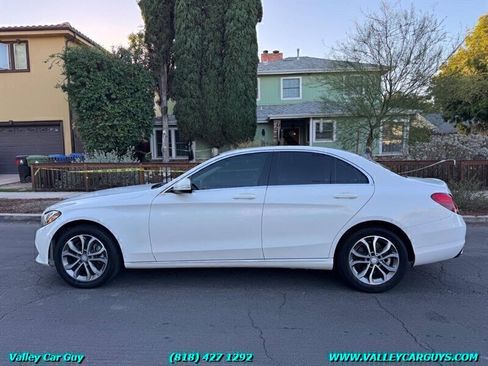 Used 2015 Mercedes-Benz C 300 4MATIC Sedan image 9