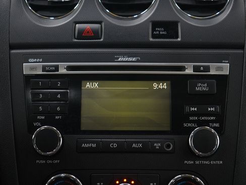 Used 2011 Nissan Altima 3.5 SR w/ 3.5SR Premium Pkg image 16