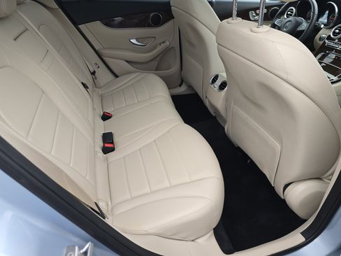 Used 2018 Mercedes-Benz GLC 300 4MATIC image 18