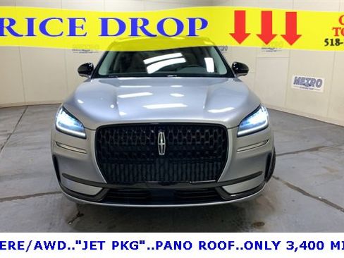 Used 2024 Lincoln Corsair AWD w/ Equipment Group 101A image 8