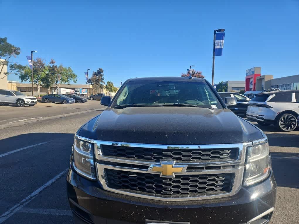 Used 2019 Chevrolet Suburban LT AWD/4WD image 2