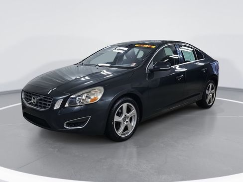 Used 2012 Volvo S60 T5 image 9