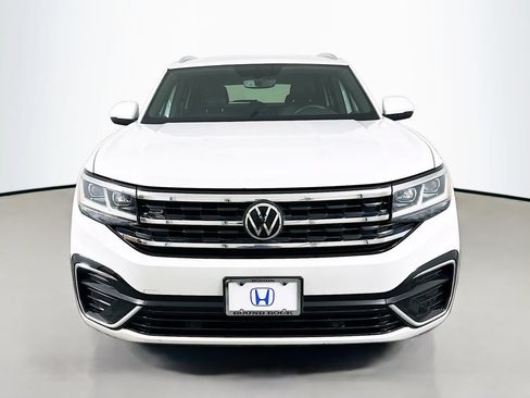 Used 2021 Volkswagen Atlas Cross Sport SE FWD image 2