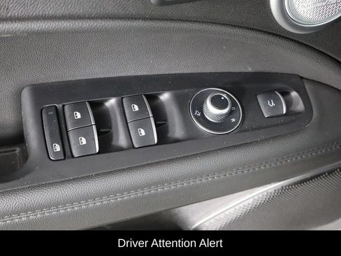 Used 2023 Alfa Romeo Stelvio Ti AWD/4WD image 22