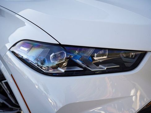 Used 2025 BMW X5 xDrive50e w/ M Sport Package image 7