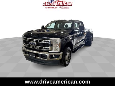 Used 2025 Ford F350 XLT image 1