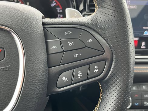 Used 2025 Dodge Durango R/T image 29