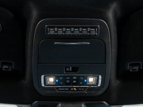 Used 2024 Ford F150 Raptor AWD/4WD image 23