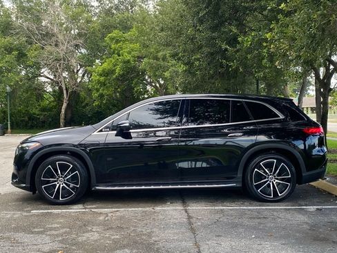 Used 2023 Mercedes-Benz EQS 450+ SUV image 4