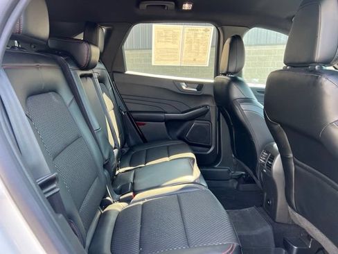 Used 2024 Ford Escape ST-Line w/ Tech Pack #1 AWD/4WD image 13