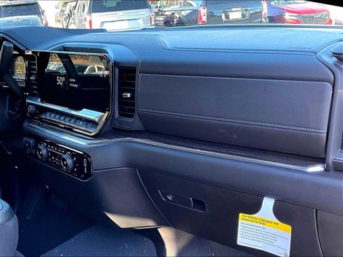 New 2025 Chevrolet Silverado 1500 LT image 10
