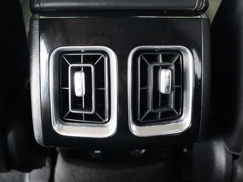 Used 2022 Kia Sorento SX FWD image 38