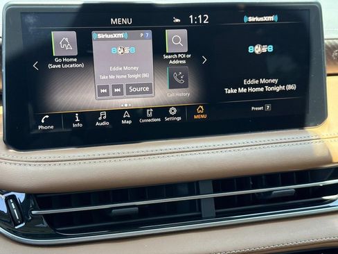 Used 2023 INFINITI QX60 Sensory w/ Vision Package AWD/4WD image 3