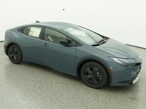 New 2026 Toyota Prius SE image 39