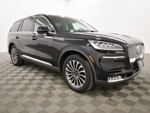 Used 2021 Lincoln Aviator Reserve image 10