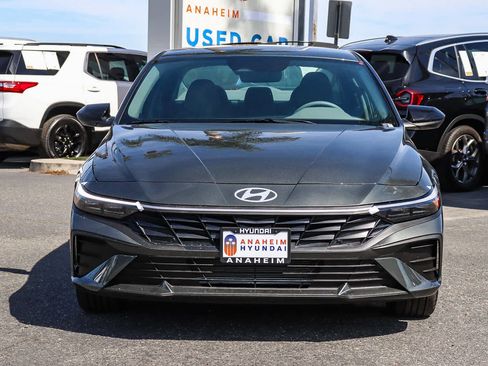New 2026 Hyundai Elantra Sport FWD image 2