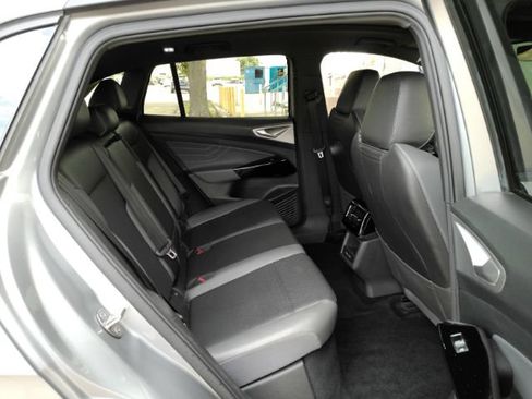 Used 2023 Volkswagen ID.4 Pro S RWD image 24