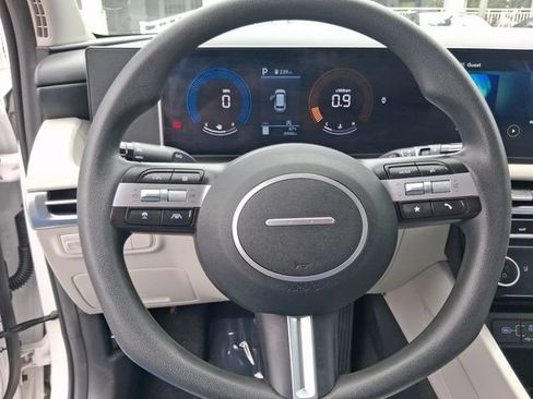 Used 2025 Hyundai Tucson SEL FWD image 14