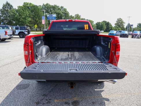 Used 2011 Chevrolet Silverado 1500 LT AWD/4WD image 9