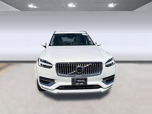 Certified 2023 Volvo XC90 B6 Ultimate w/ Protection Package Premier image 6