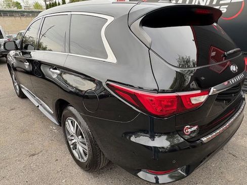 Used 2017 INFINITI QX60 Luxe w/ Premium Plus Package AWD/4WD image 4