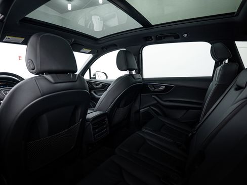 Certified 2025 Audi Q7 2.0T Premium Plus w/ Premium Plus Package image 18