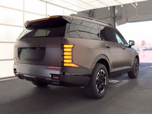Used 2026 Hyundai Palisade XRT Pro AWD/4WD image 2