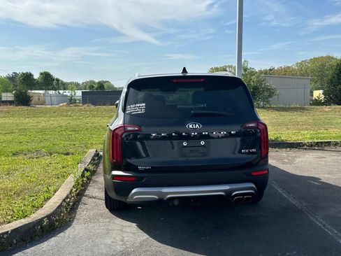 Used 2021 Kia Telluride EX w/ EX Premium Package image 5