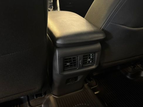 Used 2023 Toyota RAV4 LE image 21