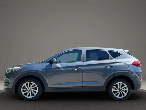 Used 2017 Hyundai Tucson SE w/ Cargo Package FWD image 8