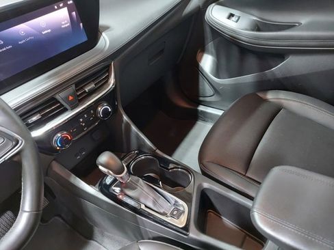 Certified 2024 Buick Encore GX Sport Touring image 23