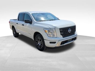 Used 2022 Nissan Titan SV
