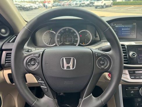 Used 2015 Honda Accord EX-L image 9